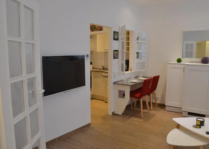 Lejlighed Altbau Trifft Auf Moderne - Neuwertige Komfortwohnung Fuer Bis 2 Personen Wuppertal