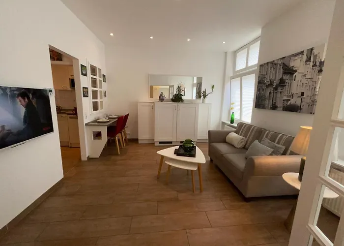 Altbau Trifft Auf Moderne - Neuwertige Komfortwohnung Fuer Bis 2 Personen Lejlighed