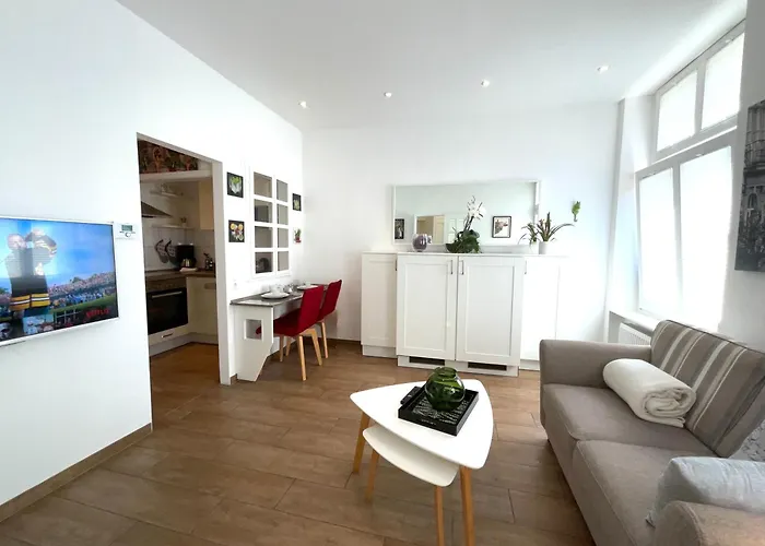 Altbau Trifft Auf Moderne - Neuwertige Komfortwohnung Fuer Bis 2 Personen Lejlighed