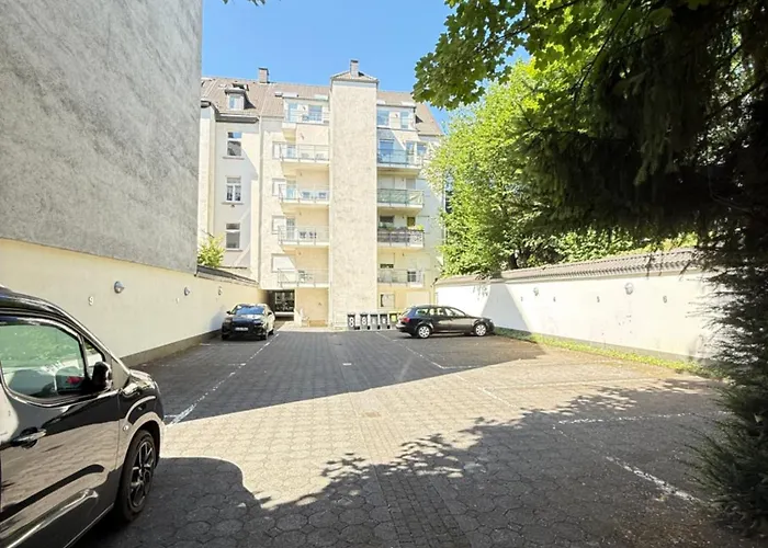 Altbau Trifft Auf Moderne - Neuwertige Komfortwohnung Fuer Bis 2 Personen *